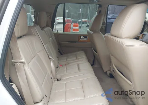2010 Lincoln Navigator from USA, damaged, VIN 5LMJJ2J59AEJ06709